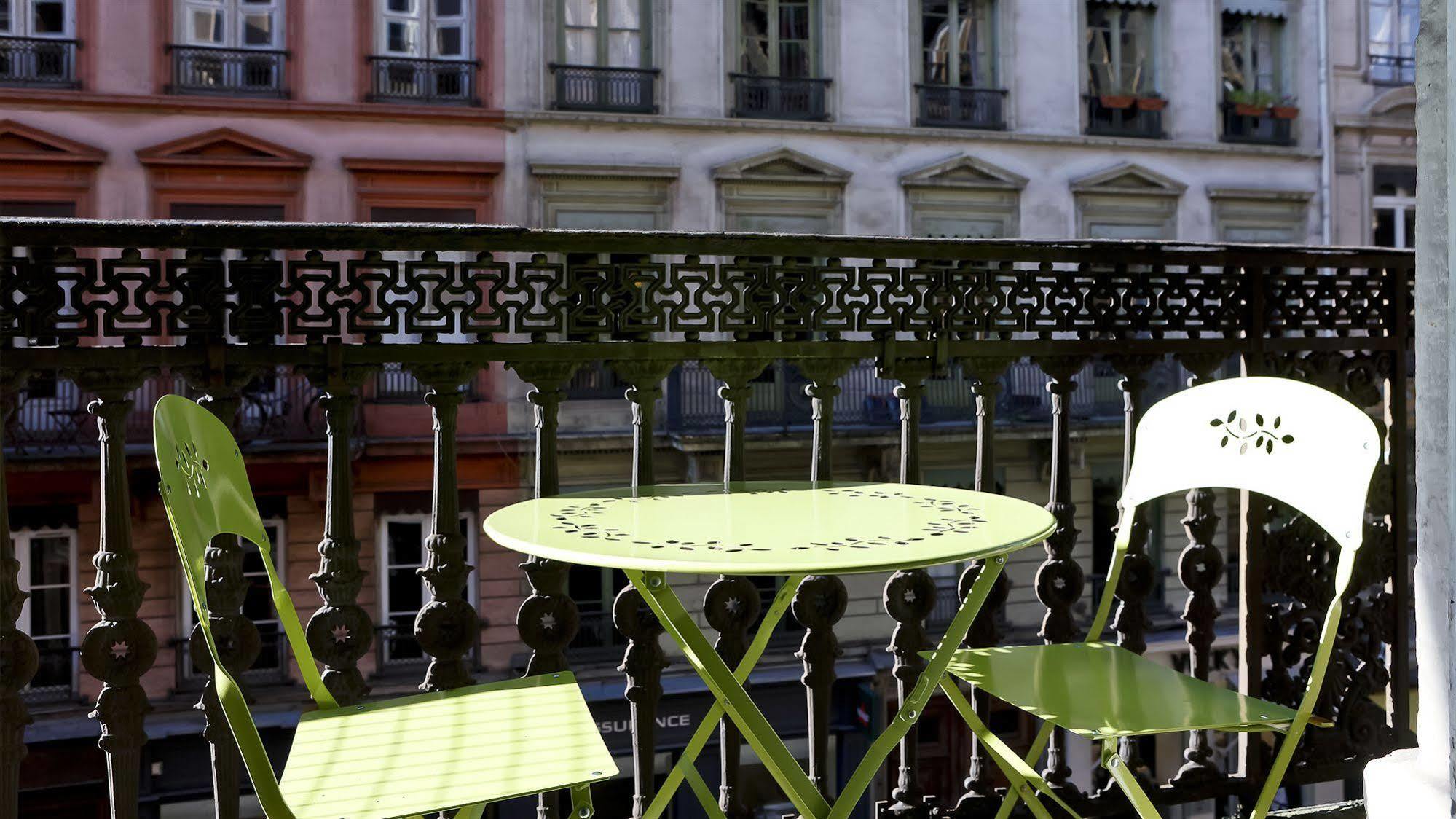 Hotel Du Dauphin Lyon Exterior foto