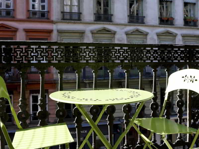 Hotel Du Dauphin Lyon Exterior foto